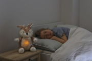 Szumiąca sarenka z czujnikiem ruchu i pozytywką - Cloud b® LoveLight Buddies Finley Fawn™
