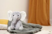 Szumiący słoń z pozytywką - Cloud b® Elliot Elephant™