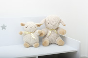 Szumiąca śpiąca owieczka z pozytywką - Cloud b® Sleep Sheep™