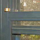 Uniwersalne zabezpieczenie drzwi i okien przesuwnych