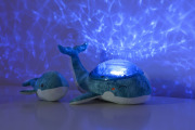 Cloud b® Tranquil Whale™ Blue Family - Lampka z projekcją świetlną i grzechotką -Wieloryb niebieski 3