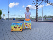 Jeżdżąca walizka podróżna Psi Patrol - żółta mała 7