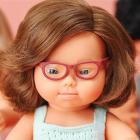 Lalka  w ubranku dziewczynka z zespołem Downa i okularami Europejka brunetka 38 cm 3