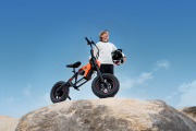 Motocykl elektryczny R8 - pomarańczowy 6