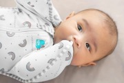 Otulacz Swaddle UP - rozmiar S -  biały, tęcza - ETAP1 - 1 TOG Original 2